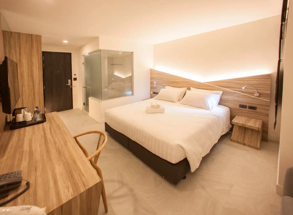 We Terminal Hotel - photo 3