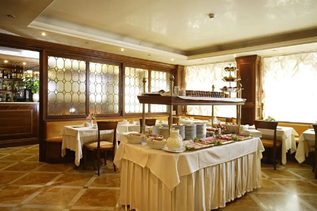 Kette Hotel - photo 9
