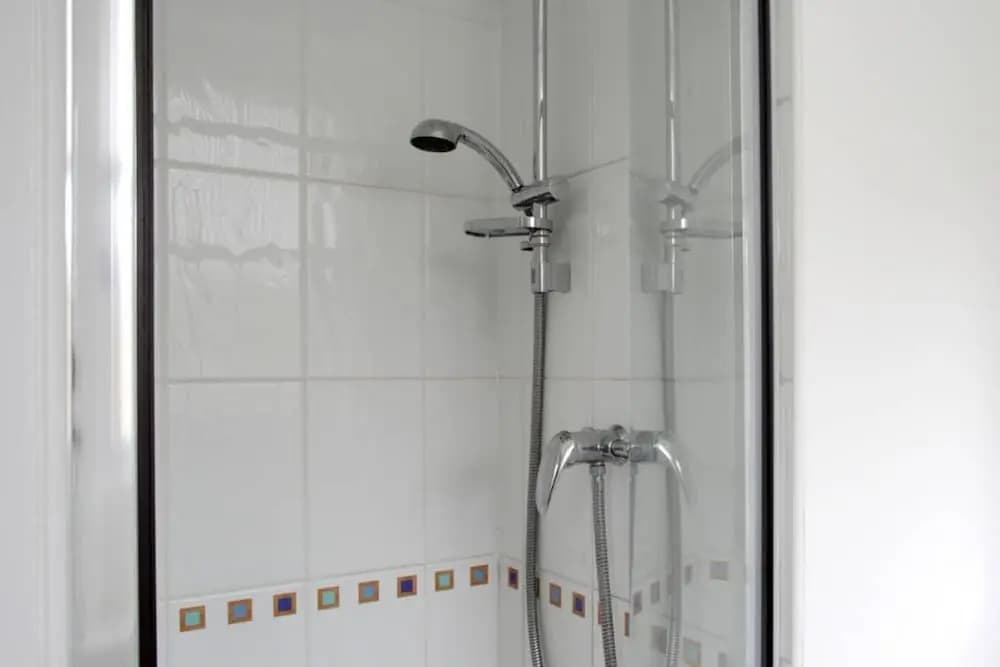 2 Bedroom Bruntsfield Apartment - photo 21