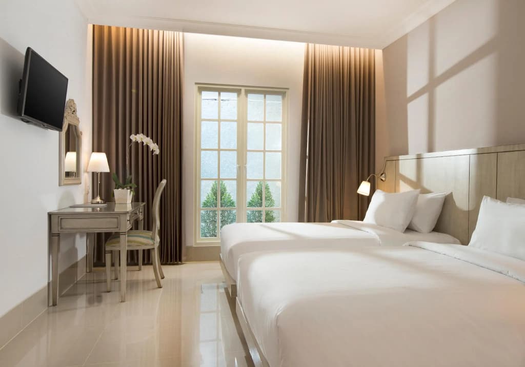 Hotel Santika Seminyak - photo 3