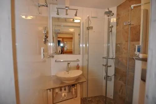 Hotel Pension Blumenbach - photo 7