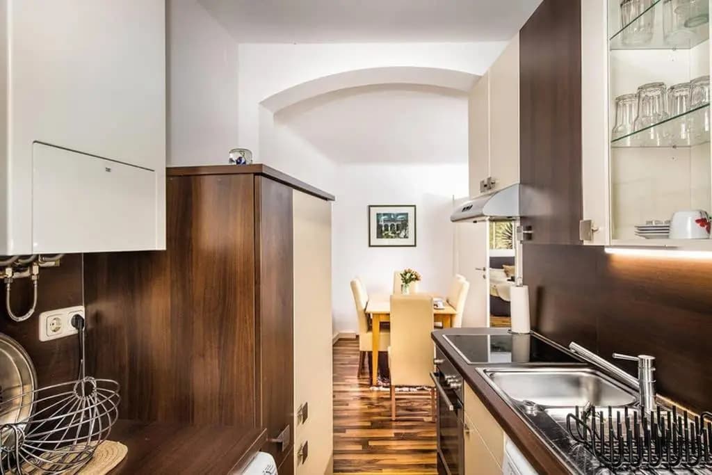 Cosy Apartment near Stephansplatz - photo 11