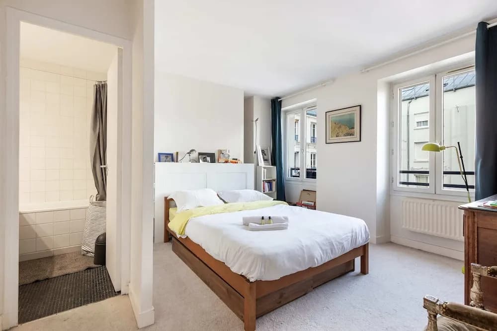 Warm and Homely Duplex Near Montmartre, Fits 5 - photo 3