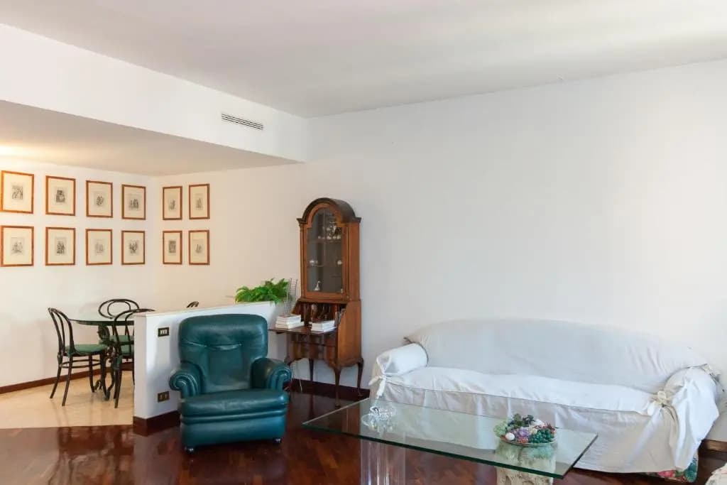 Dora Trevi Apartment - photo 2