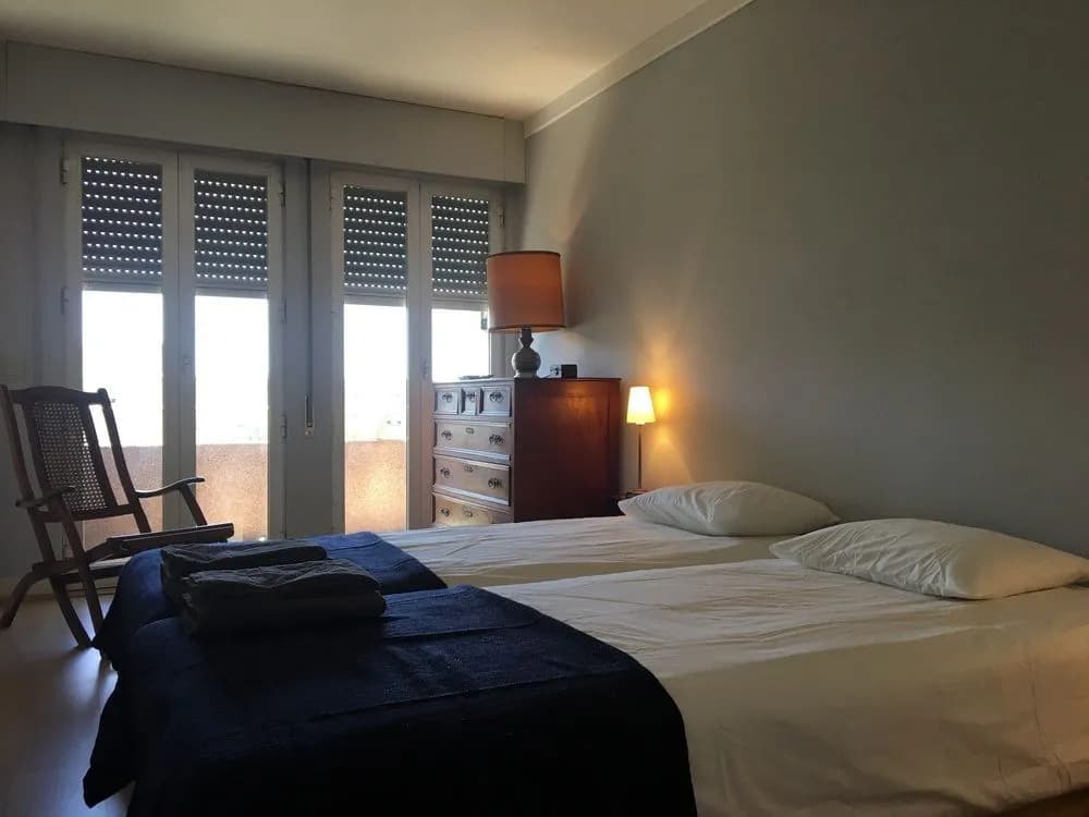 Lisbon Luxe Spacious Flat - photo 5
