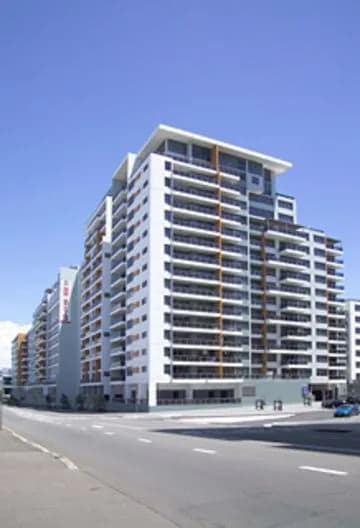 Meriton Potter Street Waterloo - main photo