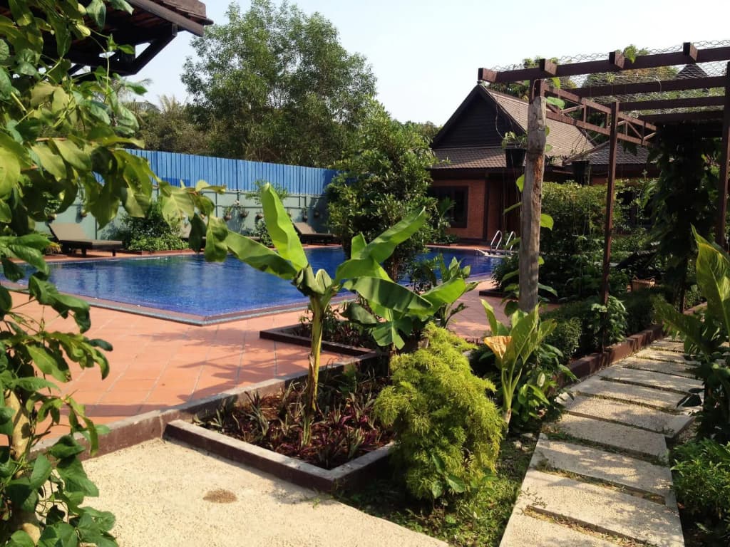 Green Empire Resort - photo 15