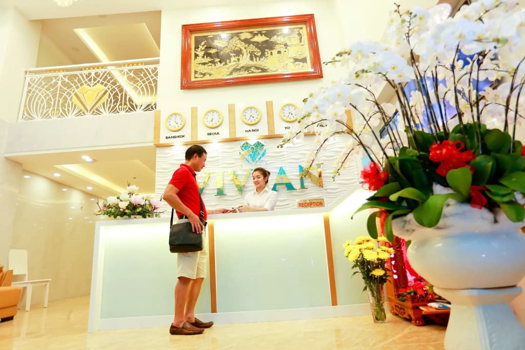 Vivian Hotel Saigon Airport - photo 15