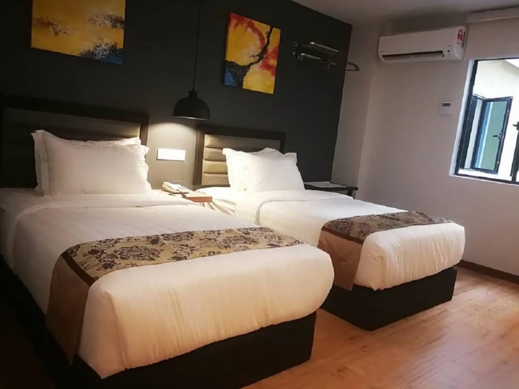 APPLE Suites Hotel - photo 3