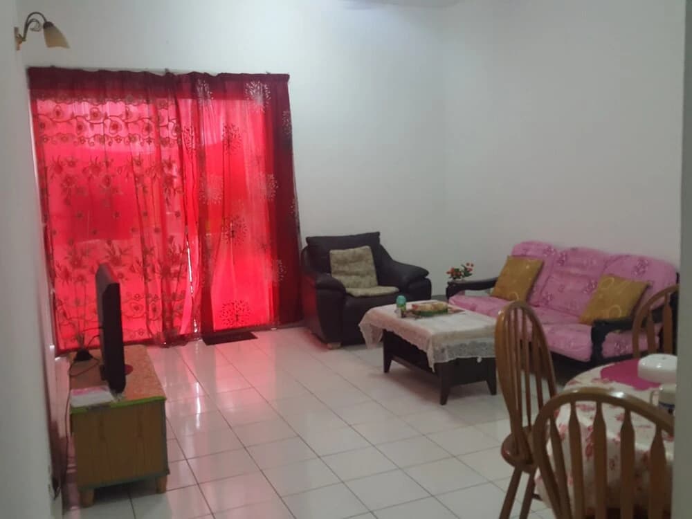 Homestay Ampang 100 - photo 4