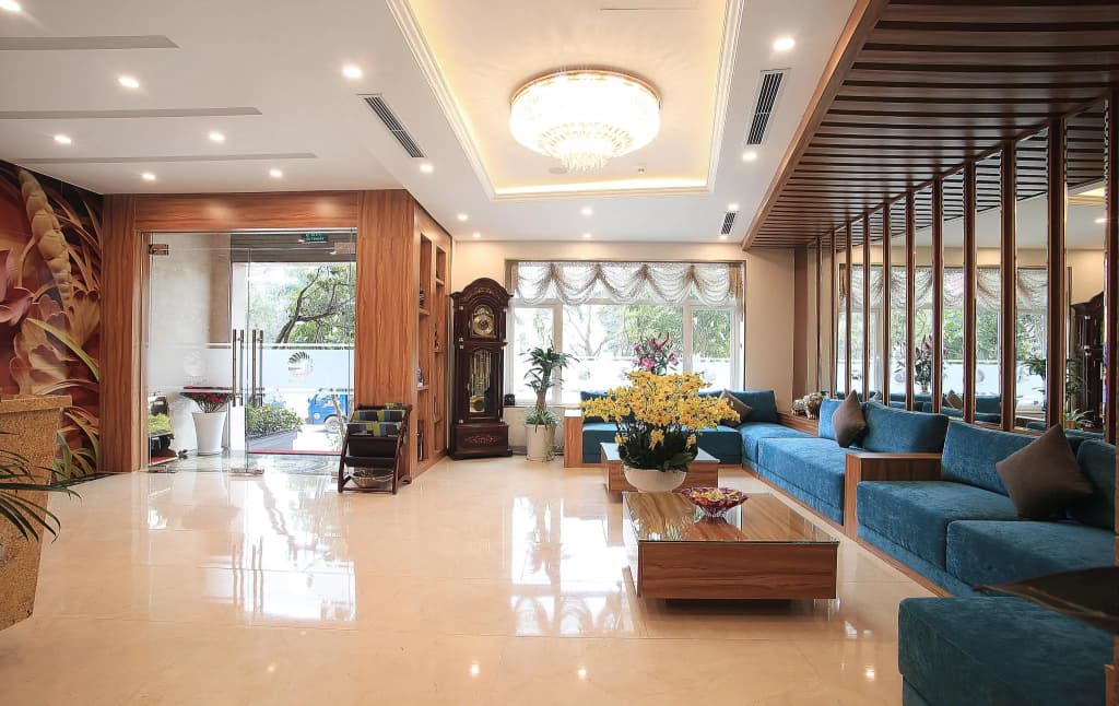 Oriana Hotel - photo 2