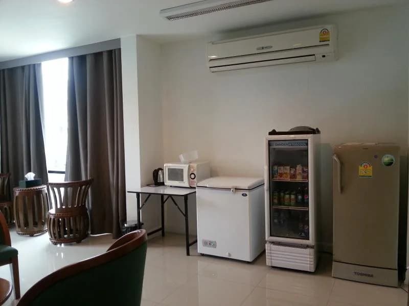 Maxhouse & Cafe @ Vibhavadi 54 - photo 13