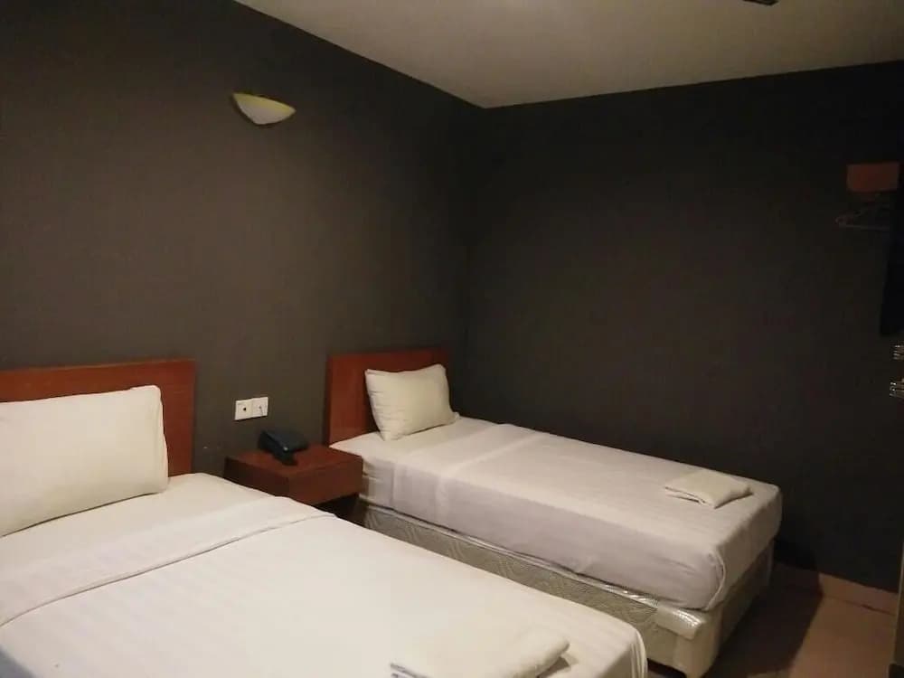 One Hotel Sadong Jaya - photo 6