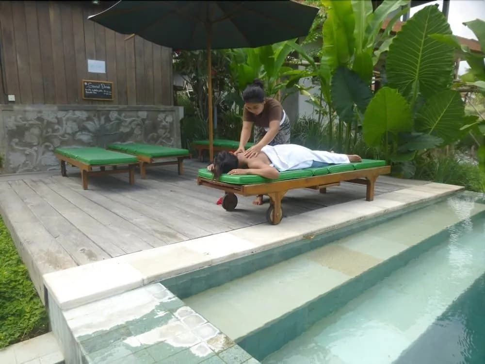 Joglo Taman Sari Resort - photo 14