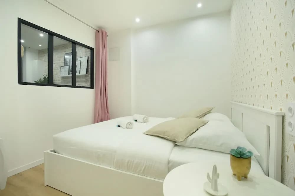 2 Bedrooms 253 St Denis - photo 6