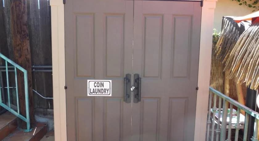 Woodland Hills Calabasas Guesthouses - photo 3
