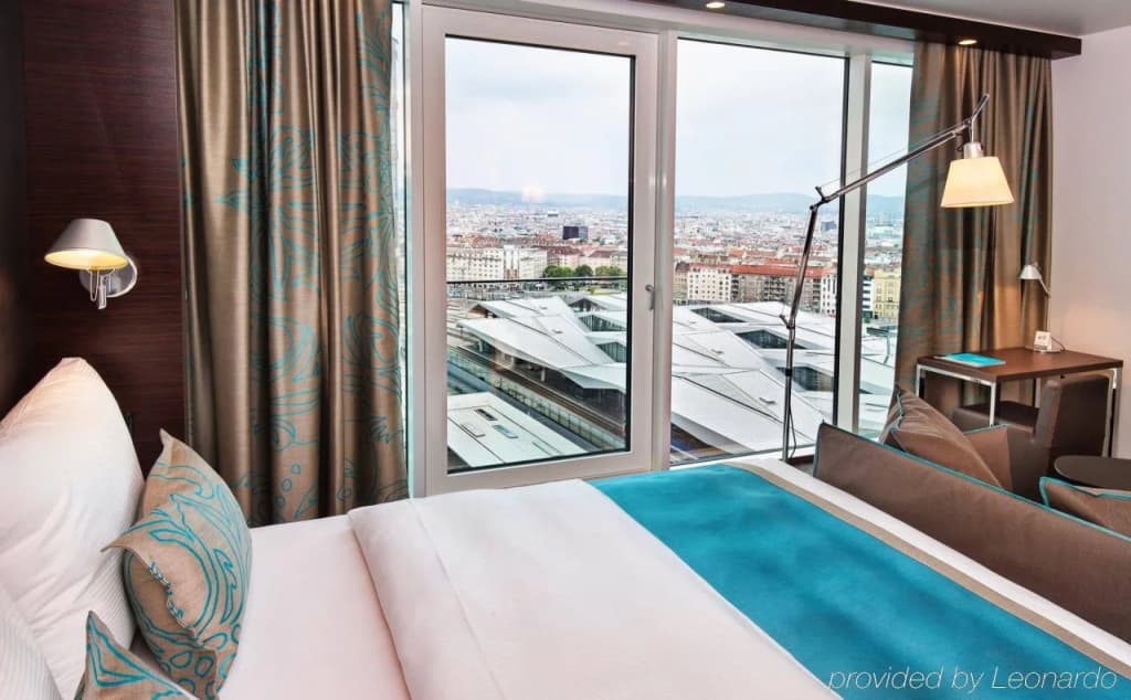 Motel One Wien-Hauptbahnhof - photo 5