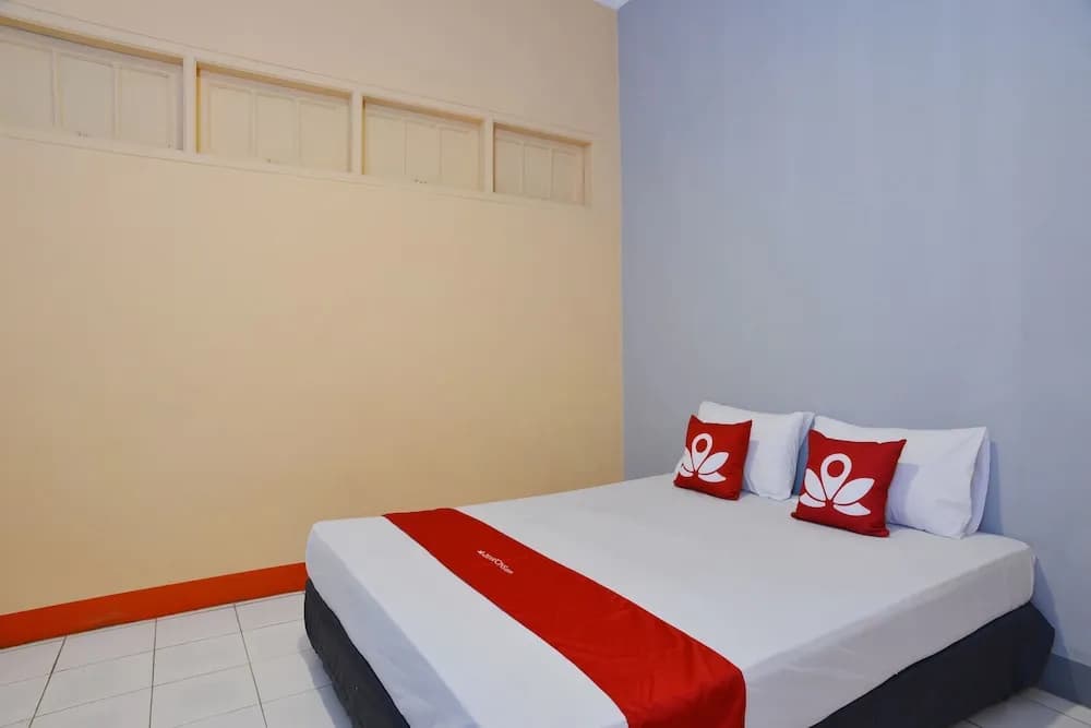 ZEN Rooms Basic Near Pasar Baru - photo 2