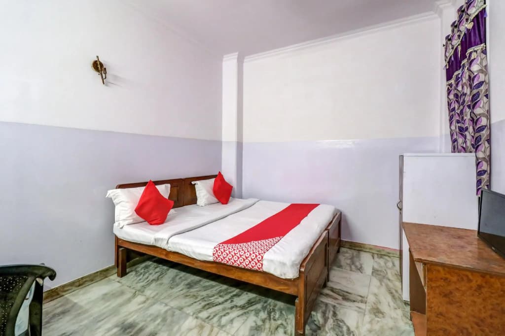 OYO 78270 Santi Inn - main photo