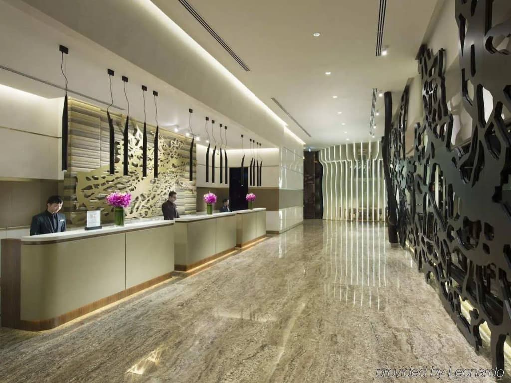 Hilton Kuala Lumpur - photo 2