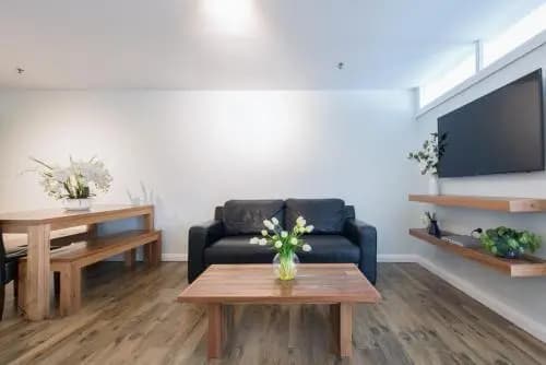Bondi Breeze Apartment - photo 12