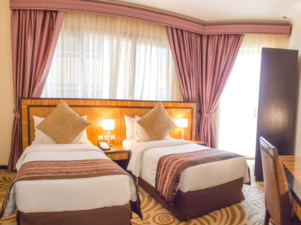 Al Majaz Premiere Hotel Apartment - photo 6