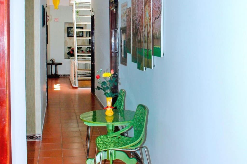 Hoang Trinh Hotel - photo 18