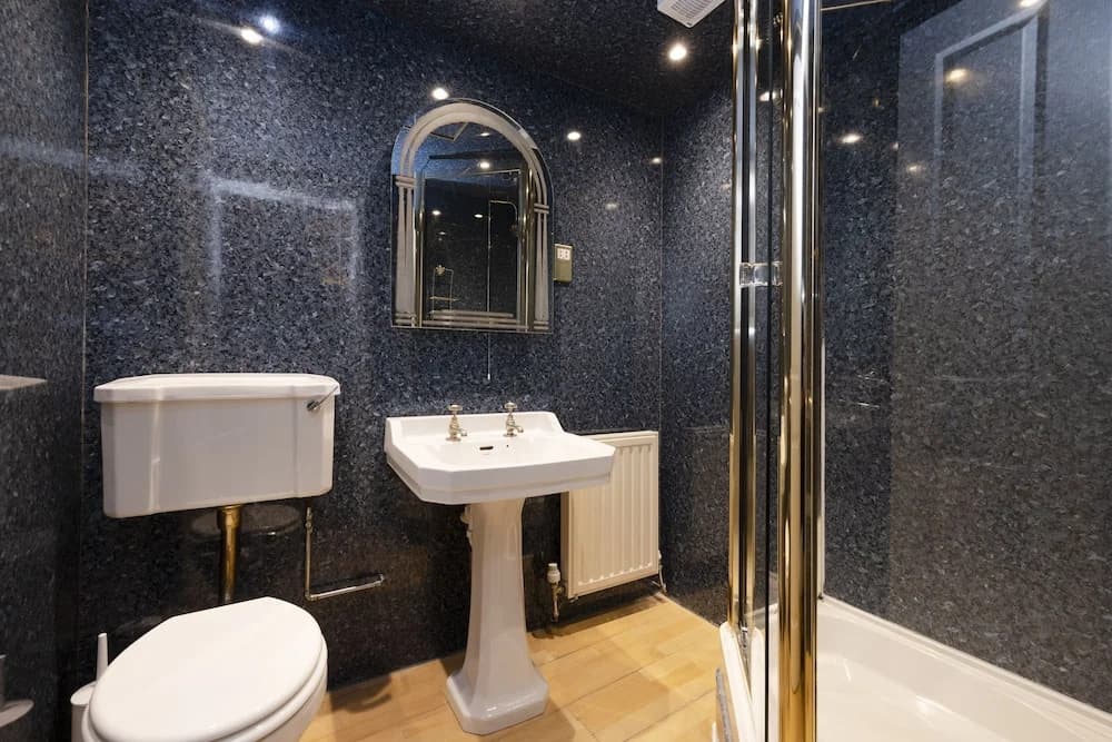 JOIVY Castle Hideaway - photo 7