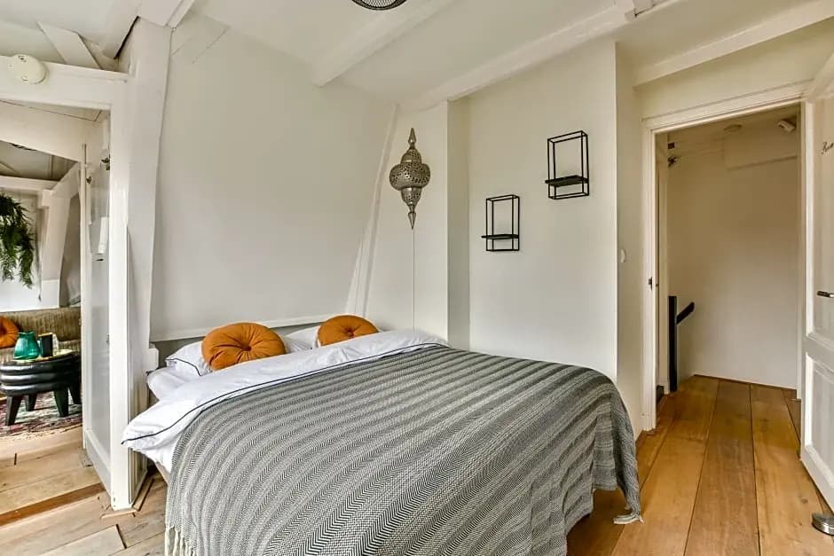 Spiegelgracht Apartments - photo 5