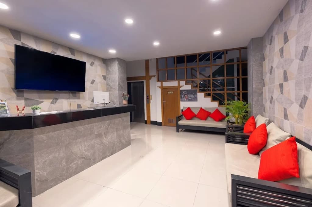 Hotel Baya Patong - photo 2