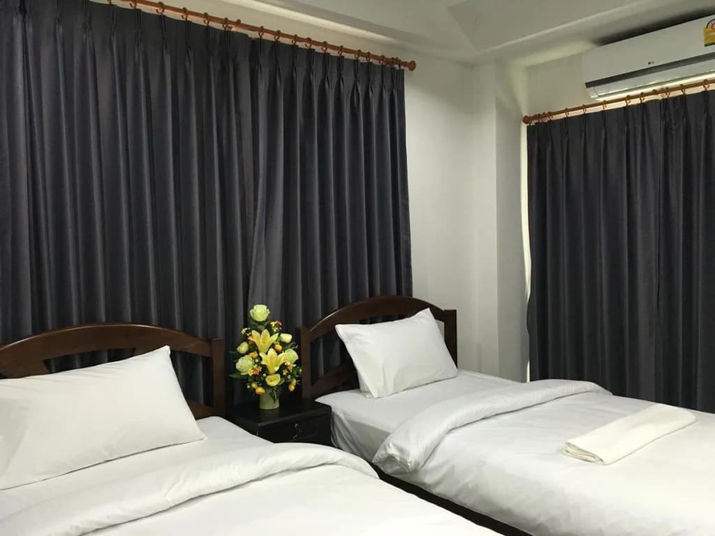 Sleep Well Hostel - photo 11