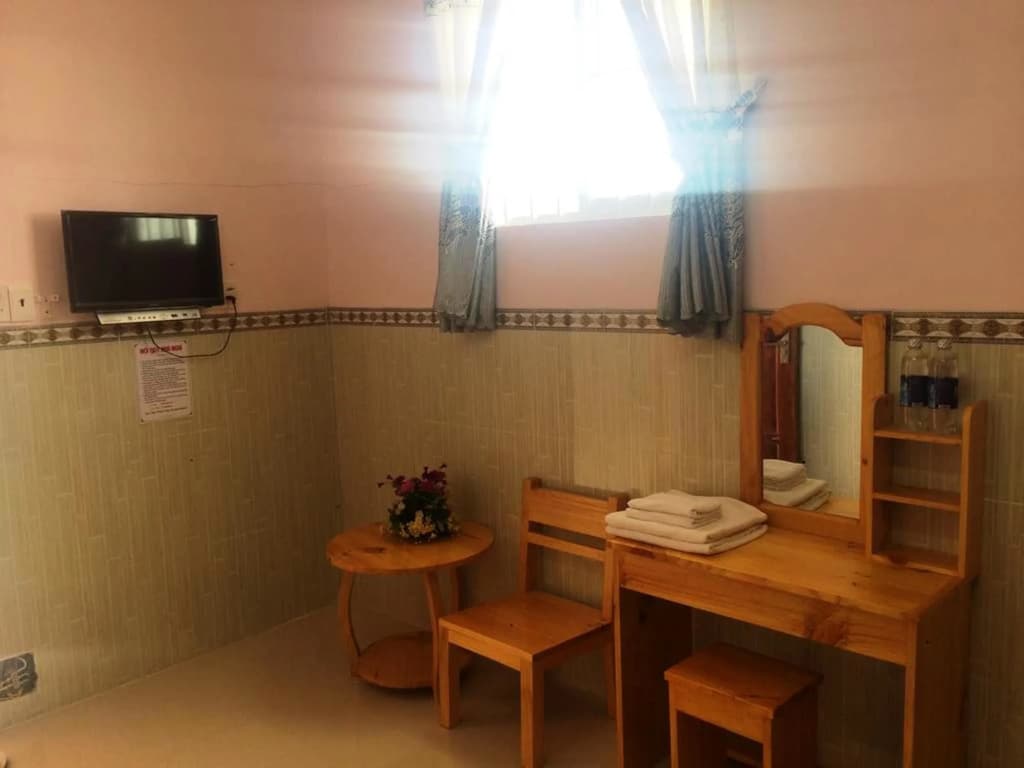 Y Thu Guesthouse - photo 4