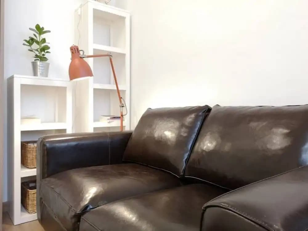 Renovated Studio Near Buttes Chaumont - photo 4