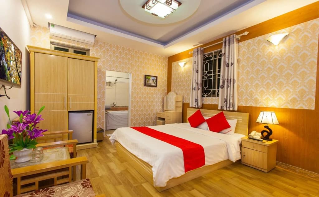 Camel City Hotel - photo 3