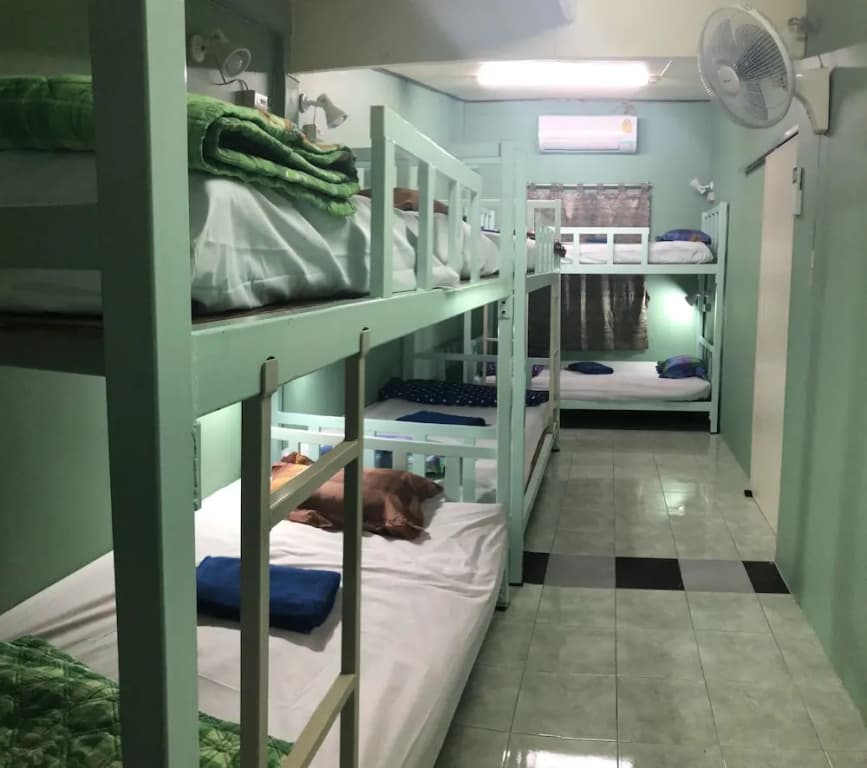 5 Minute Hostel - photo 4