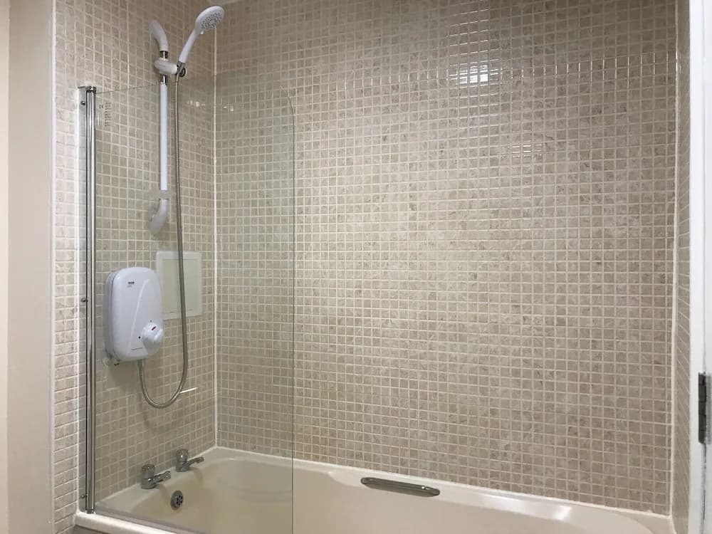 McDonald Road Apartment - photo 7