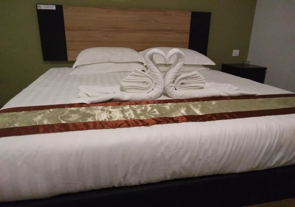 Hotel Amigo - photo 2