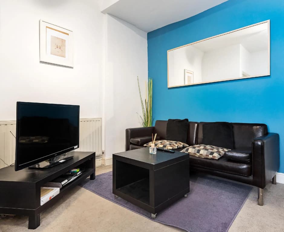 City Apartments - photo 2