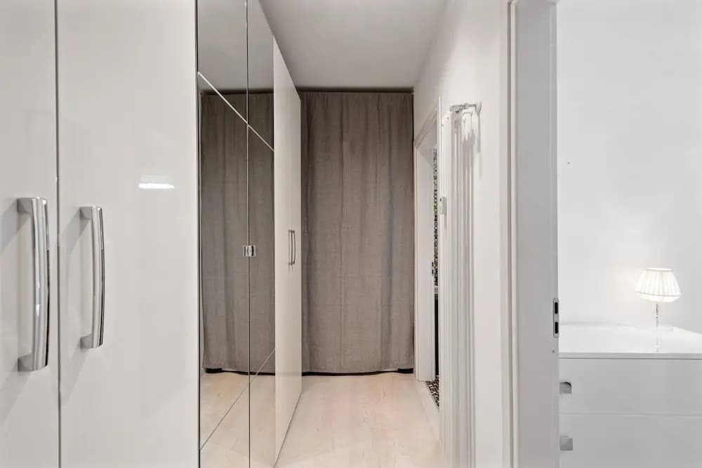 Broletto a - photo 2