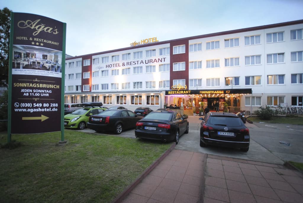 The Aga's Hotel Berlin - photo 17