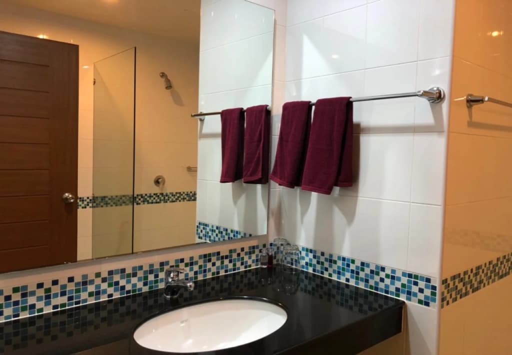 Chollada Inn Kamala - photo 10