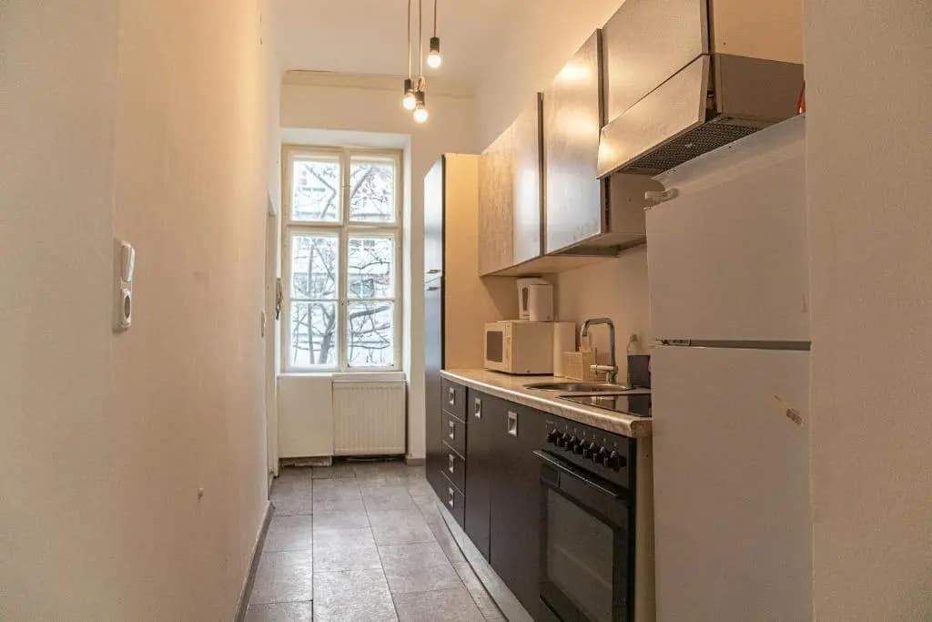 Central 3BR Shared Apartment - Bookable in Lockdown - photo 12