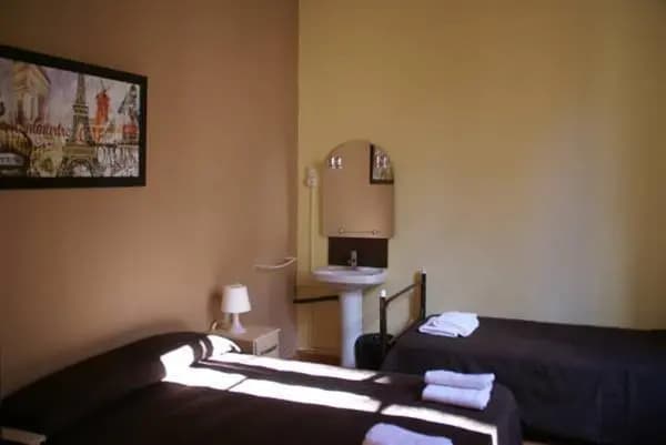 Hostal Albi - photo 4