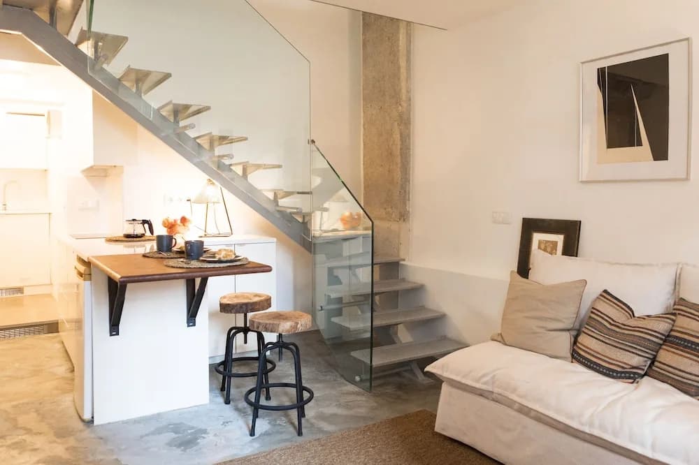 Janelas Verdes Stylish Tailor Made Flat - photo 4