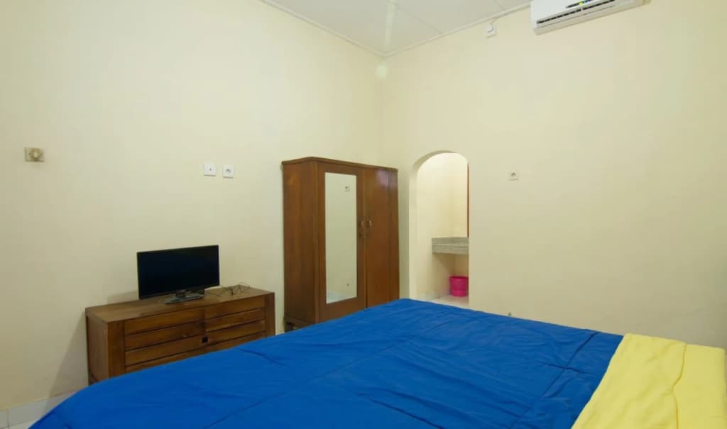 Pondok Nuri Homestay - photo 4