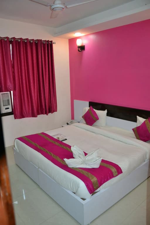 Airport Hotel Star Inn - photo 3