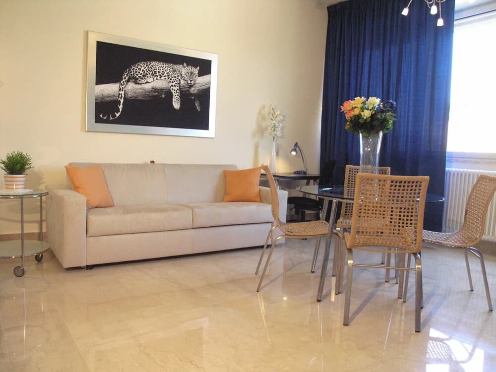 Porta Maggiore Apartment - photo 9
