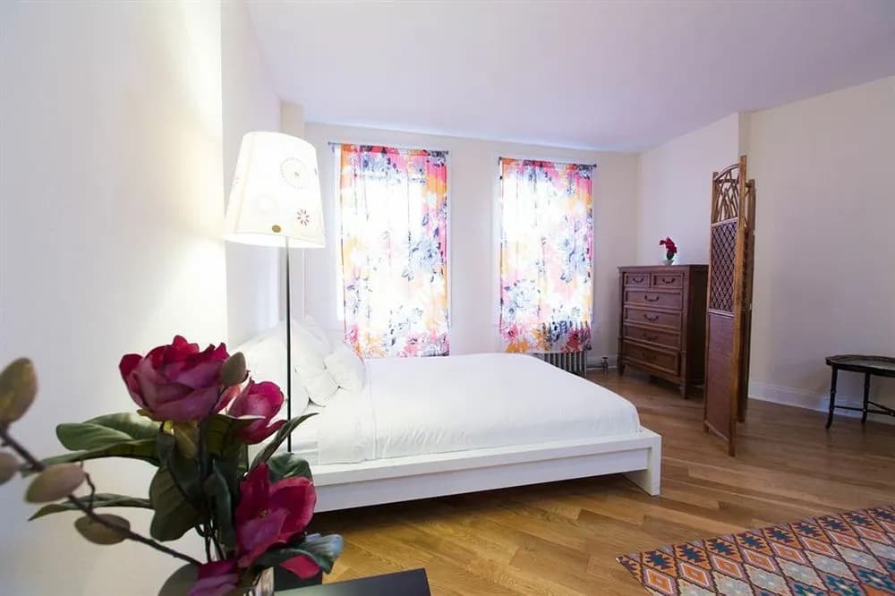 Lincoln Center Holiday Rentals - photo 3