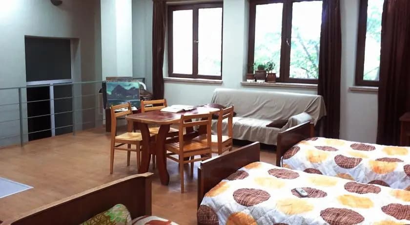 Sololaki 7 Hostel - photo 3