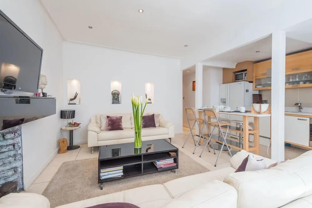 Luxurious West Kensington Home by Olympia London - photo 2